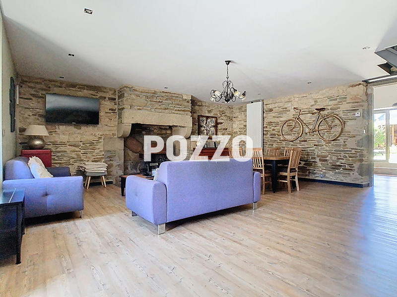 Maison - 380 m² - 11 pièces