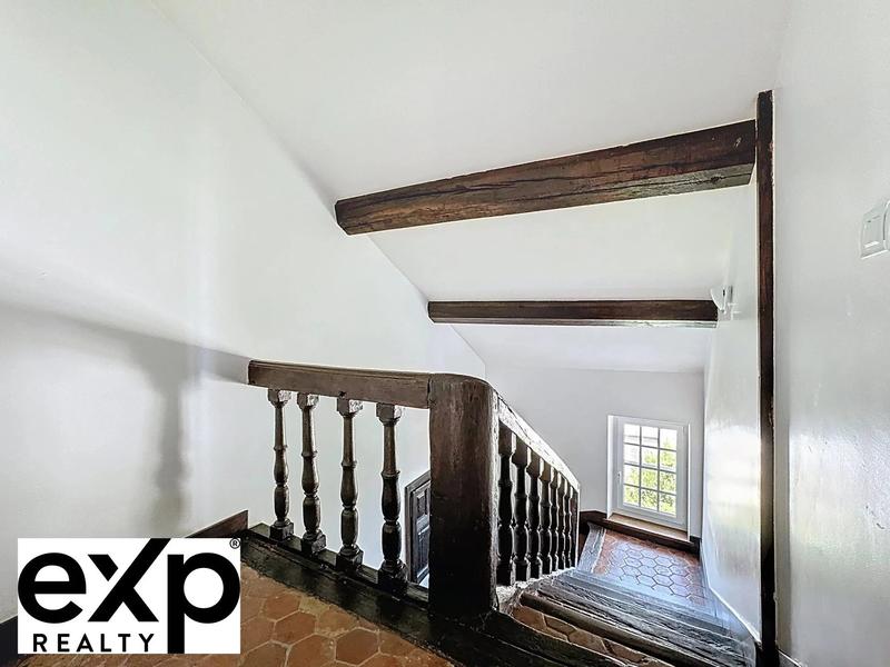 Maison - 189 m² - 10 pièces