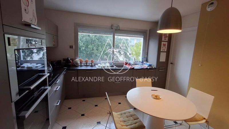 Appartement - 150 m² - 7 pièces