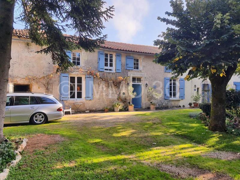 Maison en pierre - 189 m² - 4 pièces