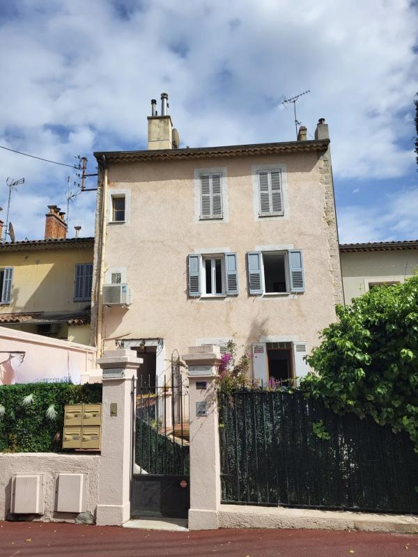 Appartement - 76 m² - 3 pièces