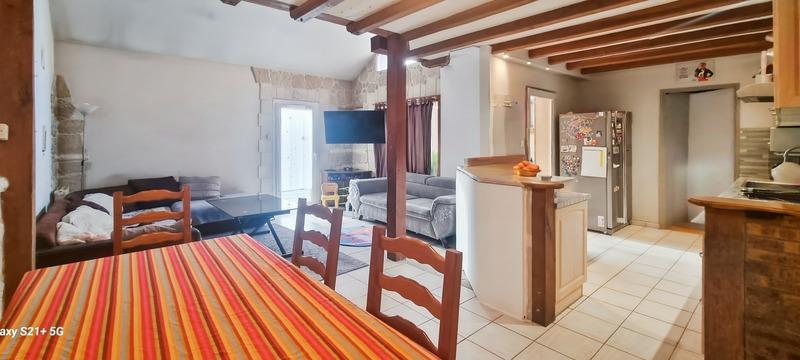 Maison - 93 m² - 4 pièces