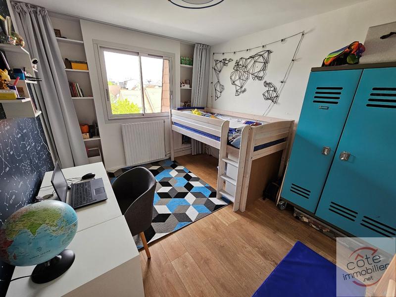 Appartement - 135 m² - 5 pièces