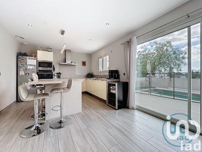 Maison - 113 m² - 4 pièces