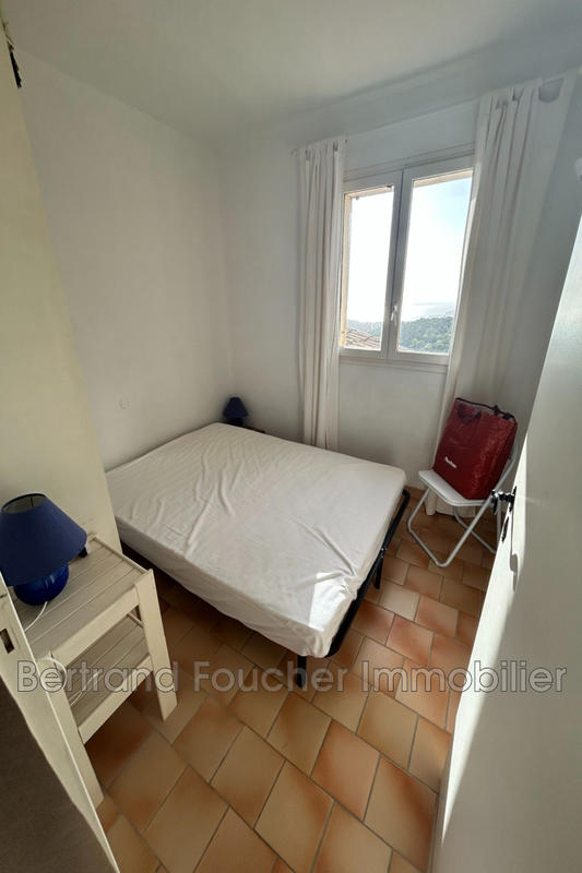 Maison - 1 413 m² - 5 pièces