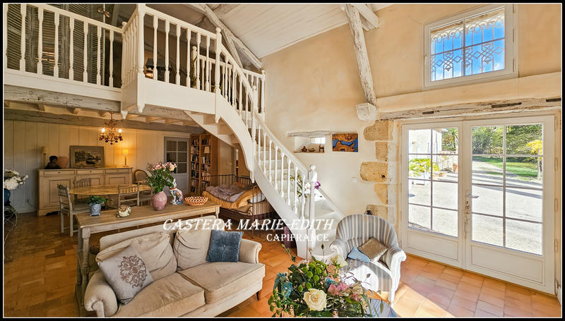 Maison en pierre - 200 m² - 5 pièces