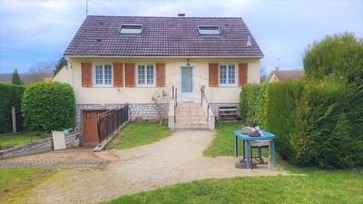 Maison - 107 m² - 7 pièces