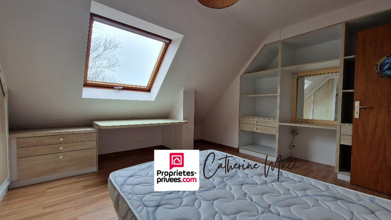 Maison - 170 m² - 8 pièces