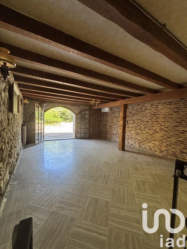 Maison - 230 m² - 10 pièces