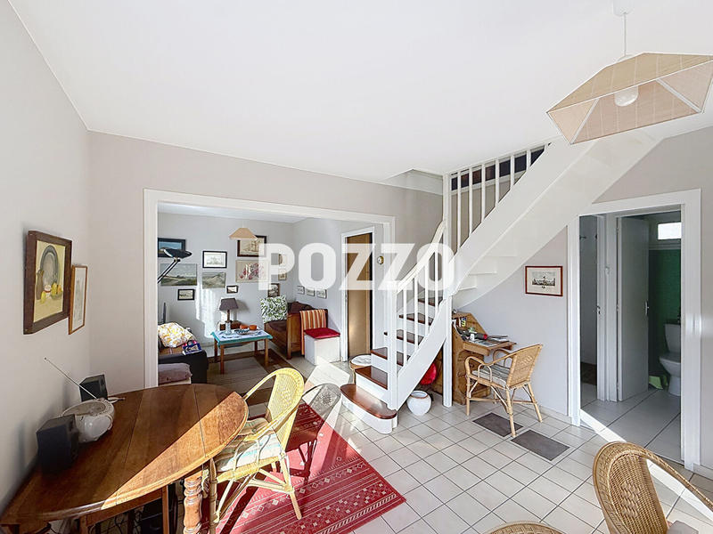 Maison - 97 m² - 5 pièces