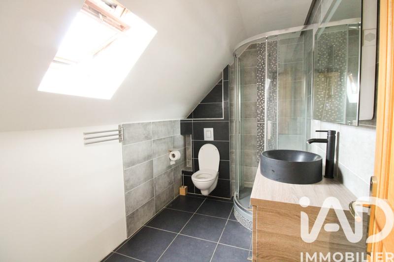 Maison - 98 m² - 5 pièces