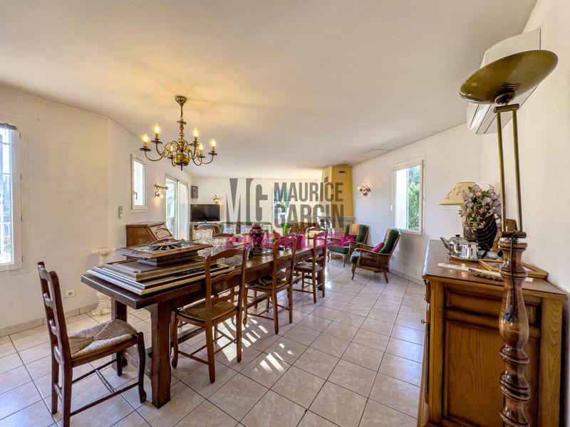 Villa - 145 m² - 5 pièces