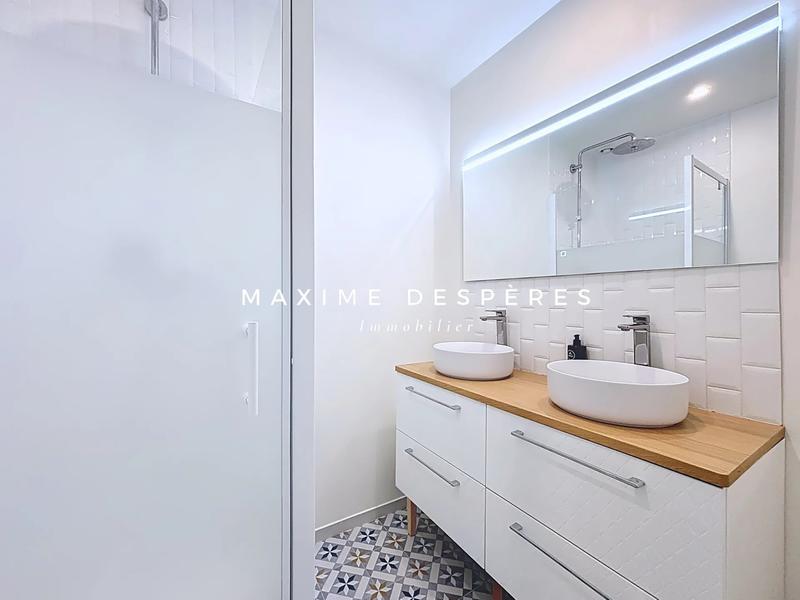 Appartement - 65 m² - 3 pièces