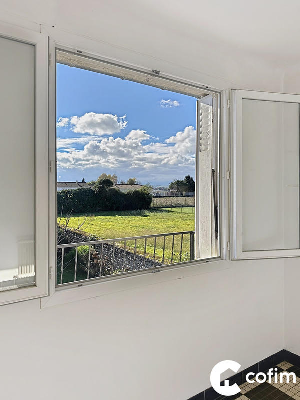 Maison traditionnelle - 150 m² - 6 pièces