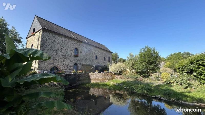 Propriété - 297 m² - 8 pièces