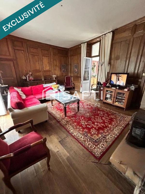 Maison - 266 m² - 7 pièces