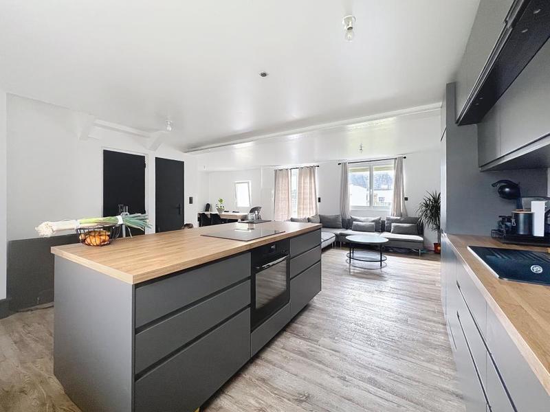 Maison - 145 m² - 5 pièces