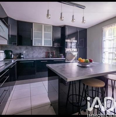 Maison - 120 m² - 5 pièces