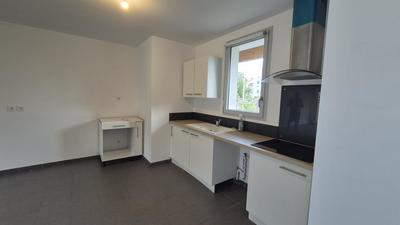 Maison - 104 m² - 5 pièces