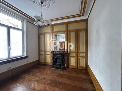 Maison bourgeoise - 215 m² - 12 pièces