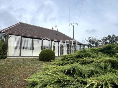 Maison - 90 m² - 6 pièces