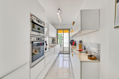 Appartement - 81 m² - 3 pièces