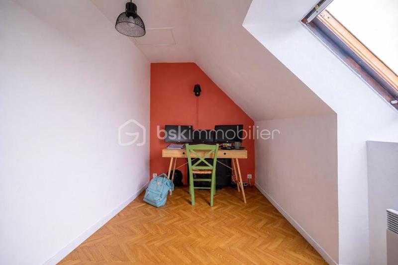 Maison traditionnelle - 139 m² - 5 pièces