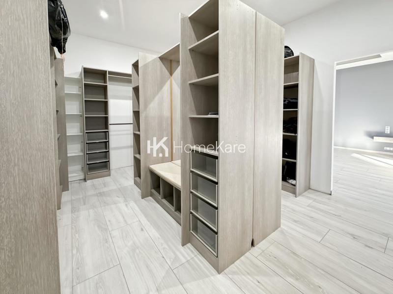 Maison - 224 m² - 6 pièces