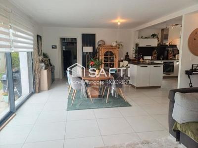 Maison - 122 m² - 5 pièces