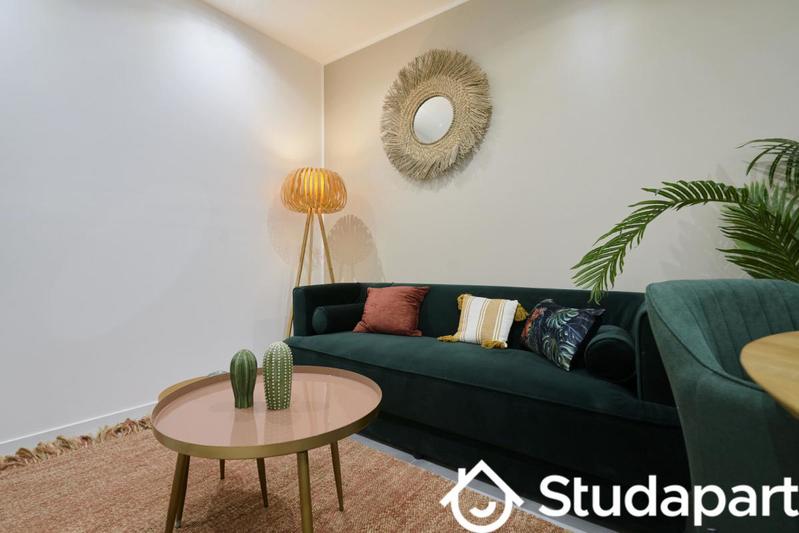 Chambre - 11 m² - 1 pièce