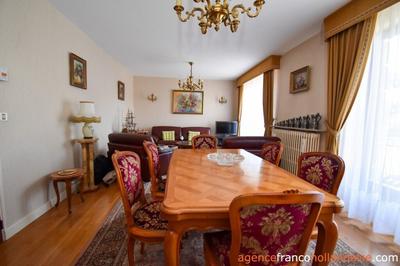 Maison - 122 m² - 6 pièces