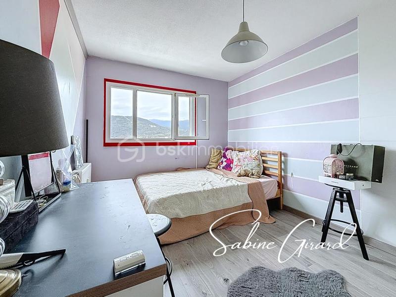 Duplex - 101 m² - 4 pièces