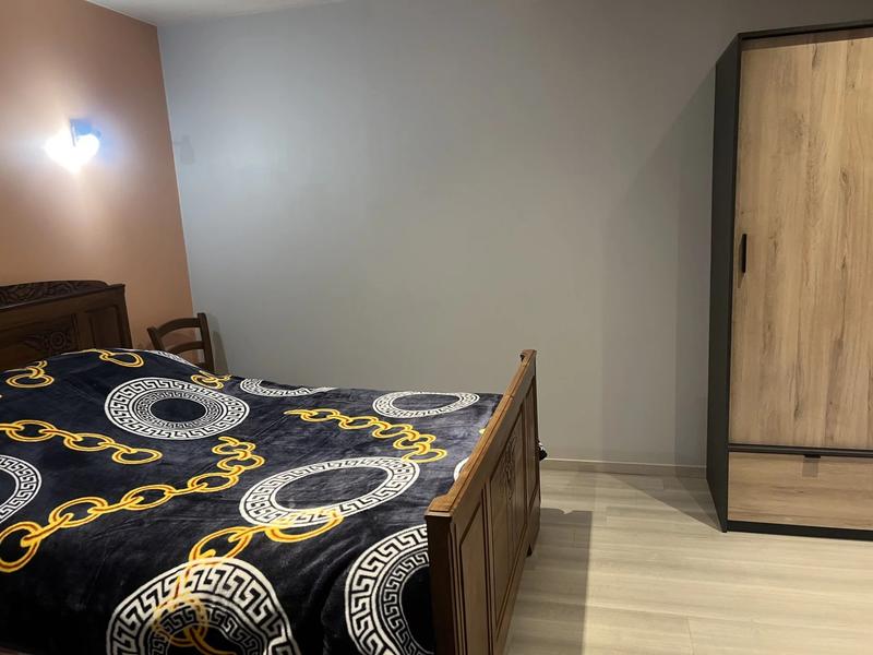 Maison - 170 m² - 8 pièces