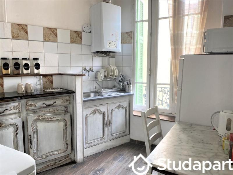 Chambre - 14 m² - 1 pièce