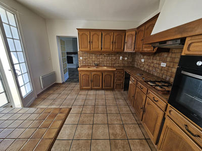 Maison - 140 m² - 4 pièces