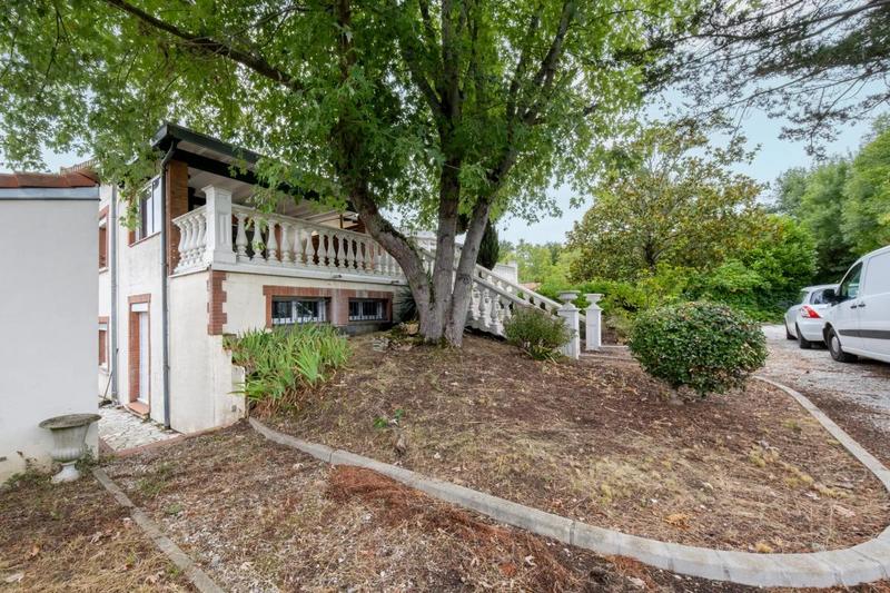 Appartement - 83 m² - 3 pièces