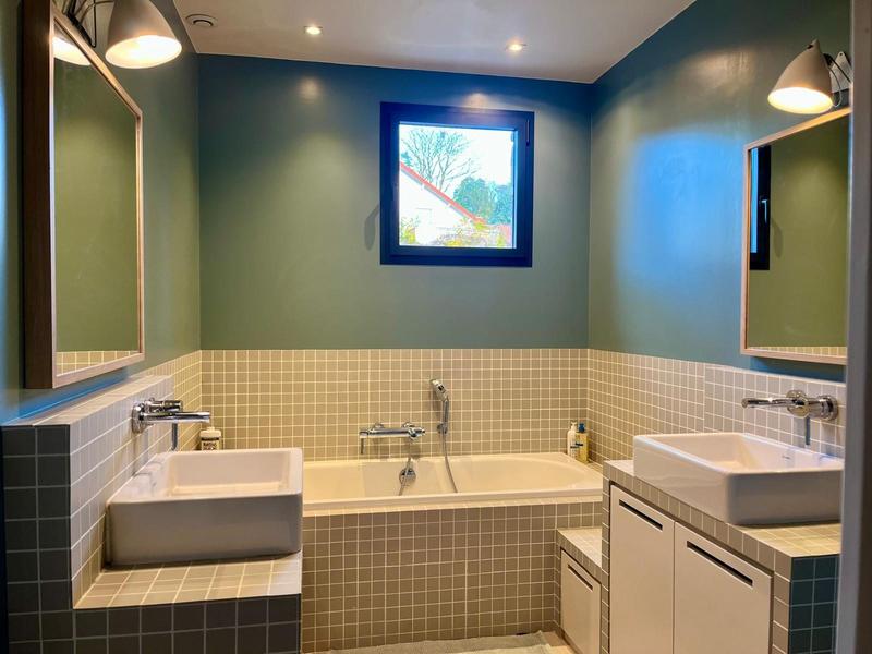 Maison - 216 m² - 6 pièces