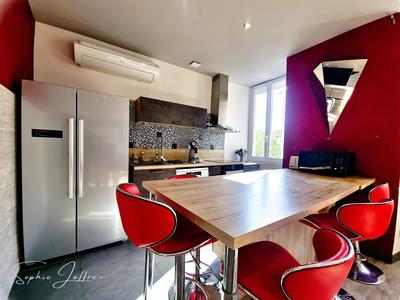 Appartement - 117 m² - 4 pièces