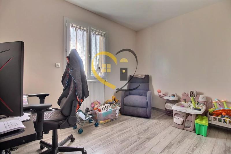 Maison - 98 m² - 4 pièces