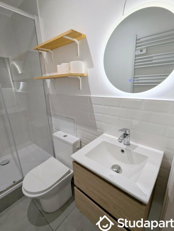 Chambre - 17 m² - 1 pièce