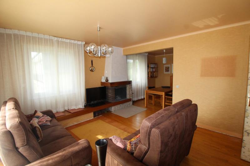 Maison - 130 m² - 8 pièces