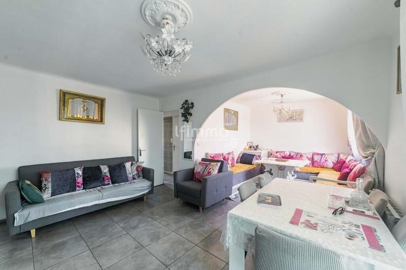 Appartement - 64 m² - 4 pièces