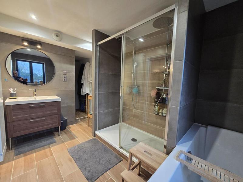 Maison - 90 m² - 5 pièces