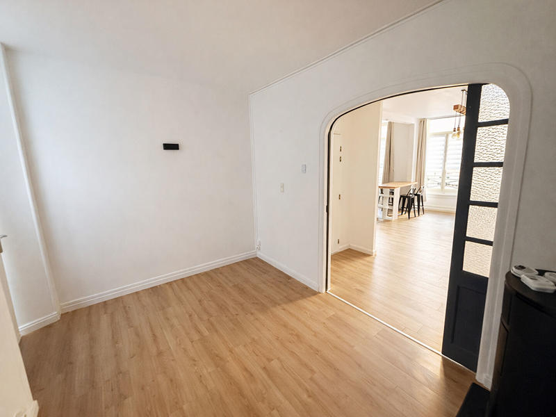 Appartement - 93 m² - 4 pièces