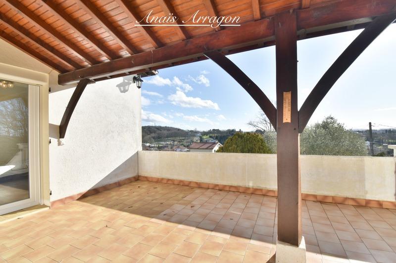 Maison - 206 m² - 4 pièces