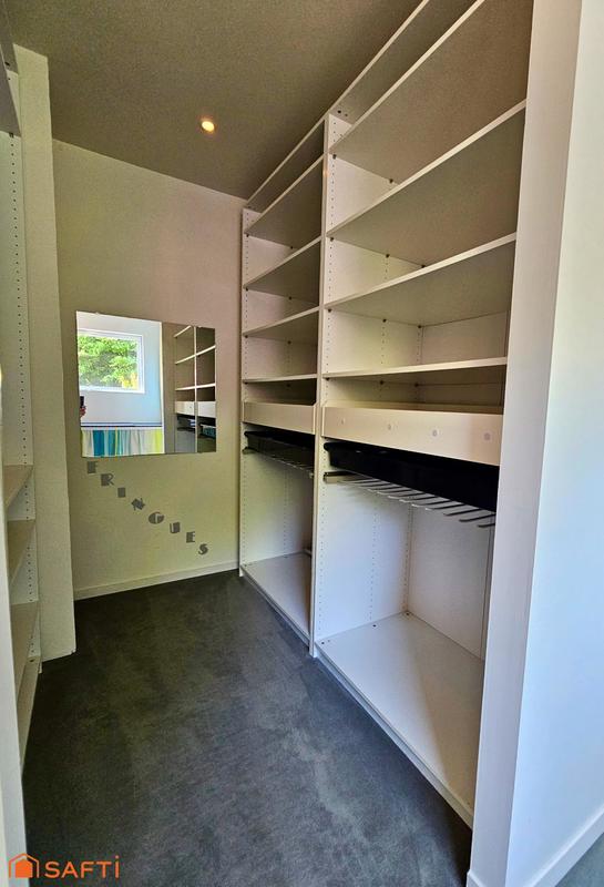 Maison - 175 m² - 8 pièces