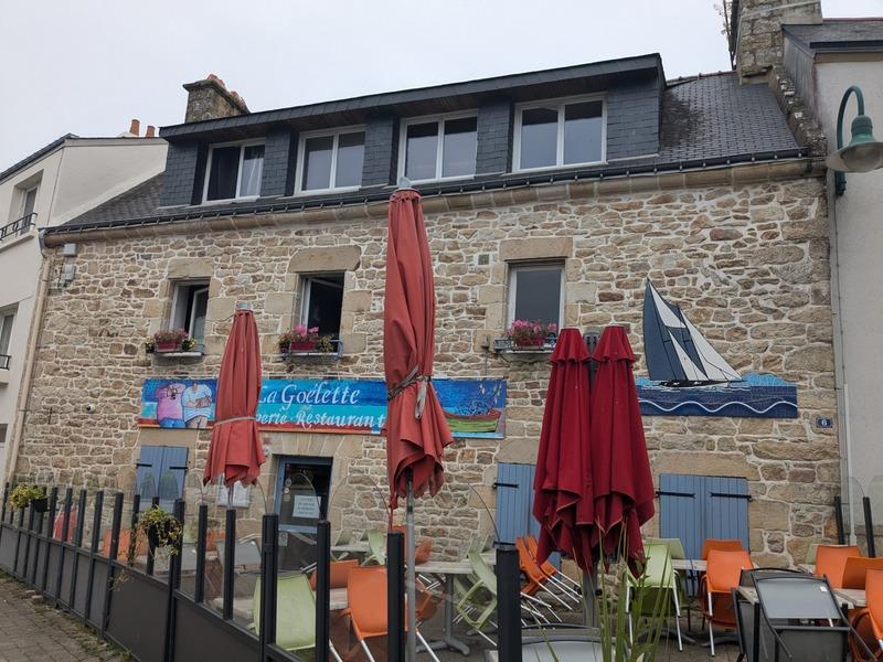 Maison - 200 m² - 9 pièces