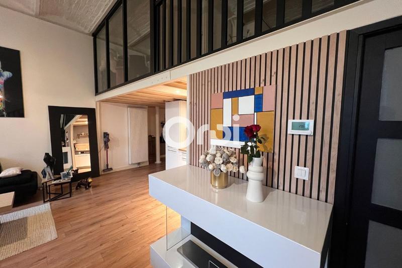 Loft - 80 m² - 3 pièces