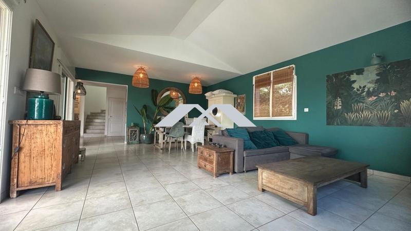 Villa - 152 m² - 4 pièces