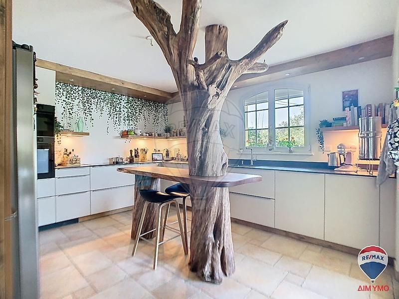 Villa - 172 m² - 6 pièces